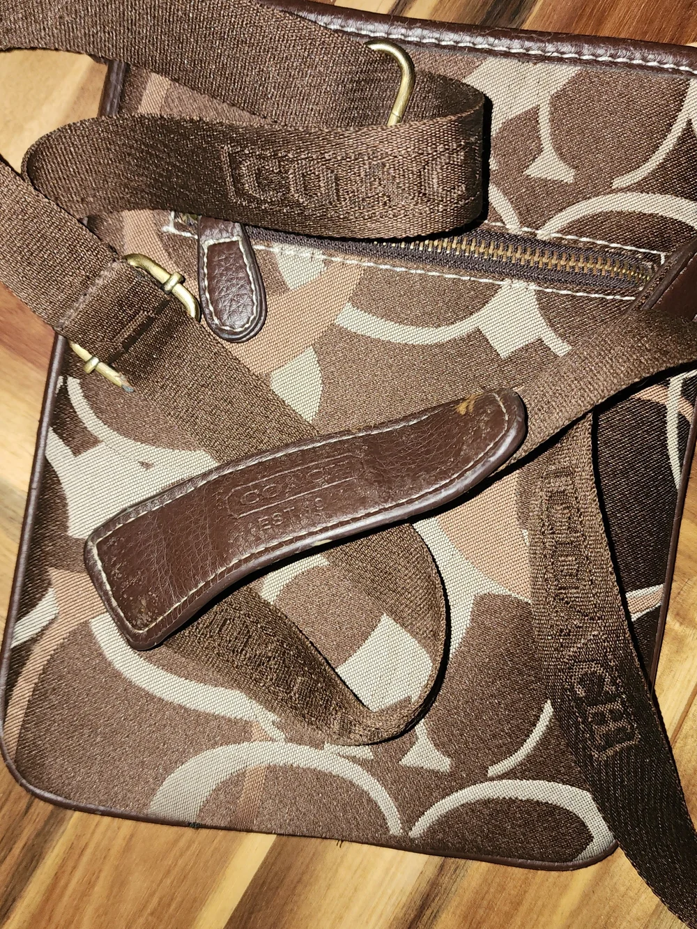 Coach vintage crossbody